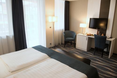 4* Hotel Azur Siofok Zimmer in Siófok mit Wellness-Paketen