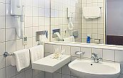 Badezimmer in Hotel Club Tihany am See Balaton - Plattensee - Wellnesshotels in Ungarn - Wellnesswochenende am Plattensee