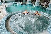 Wellness Wochenende in Balatonszarszo - Jacuzzi im Hotel Ket Korona am Plattensee