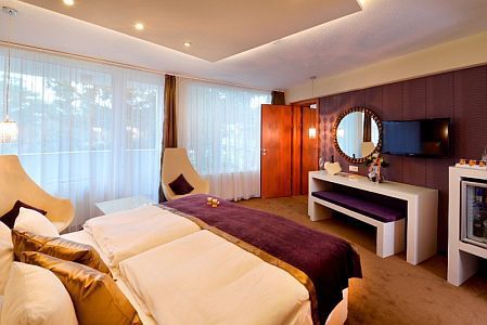 Superior Zimmer vom Hotel Residence Siofok am südlichen Ufer des Plattensees zu niedrigen Preise