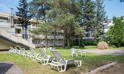 Nostra Hotel Siófok - günstiges Hotel in Siofok mit eigenem Garten