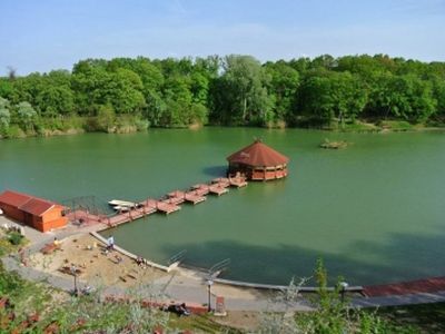 Bagoly Gasthof, Gyömrő – Bad am See in Gyömrő (Tófürdő) am Gasthof Bagoly